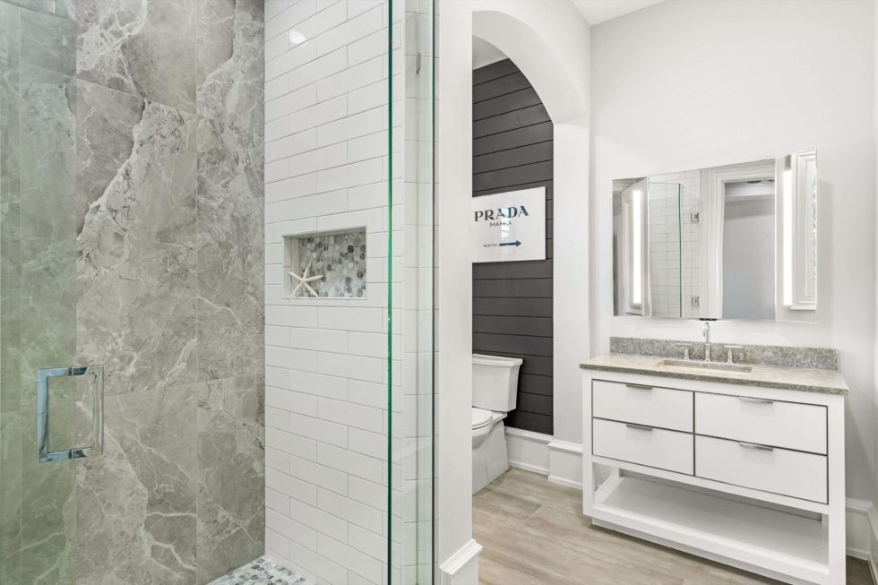 612 Carica Rd - Guest Bathroom