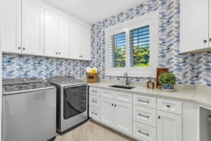 612 Carica Rd - Laundry Room