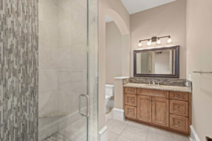 612 Carica Rd - Guest Bathroom Before