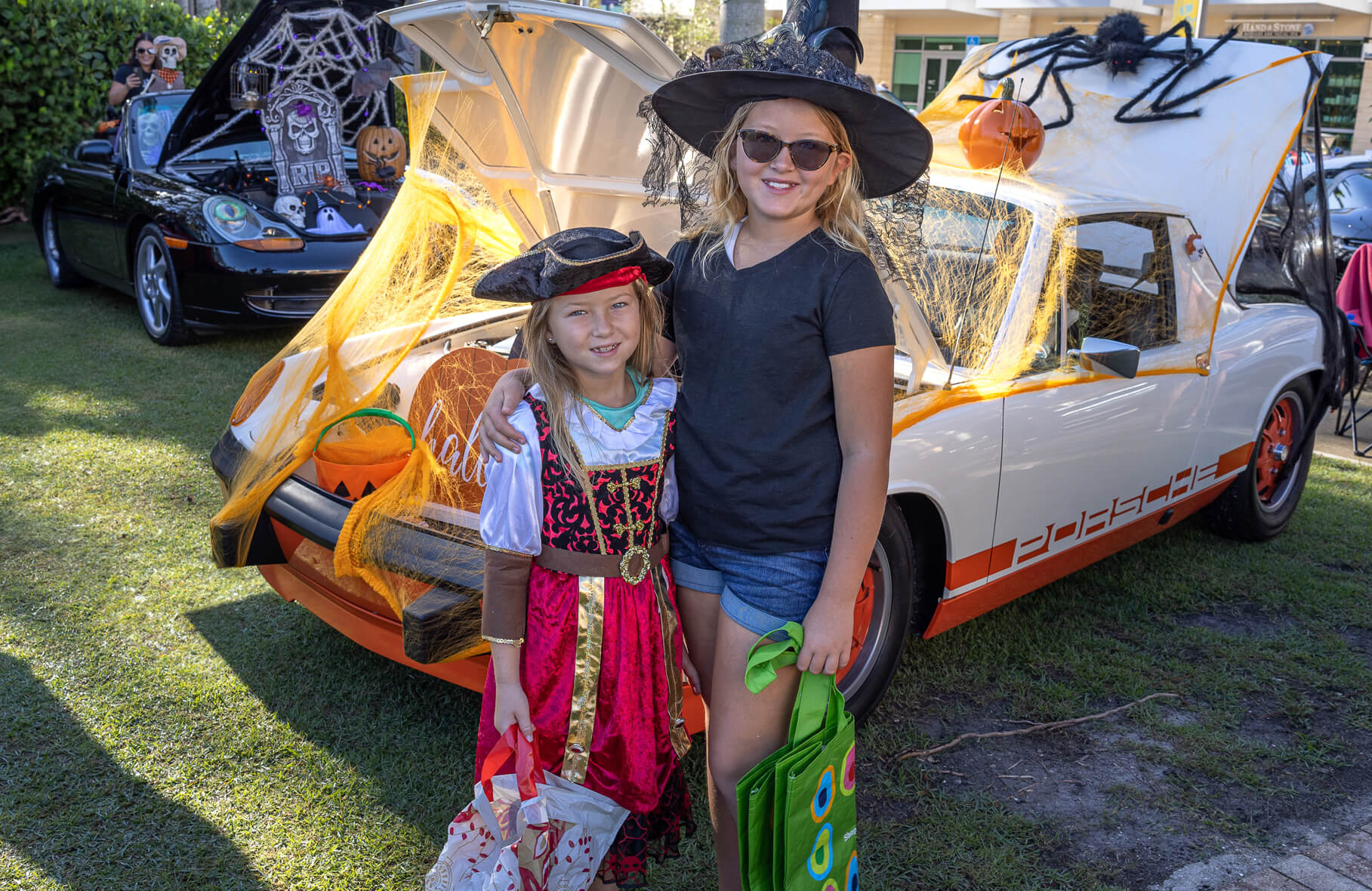 What to Do in Naples Florida Weekend Guide - October 27 - 29, 2023 - Cars & Costumes