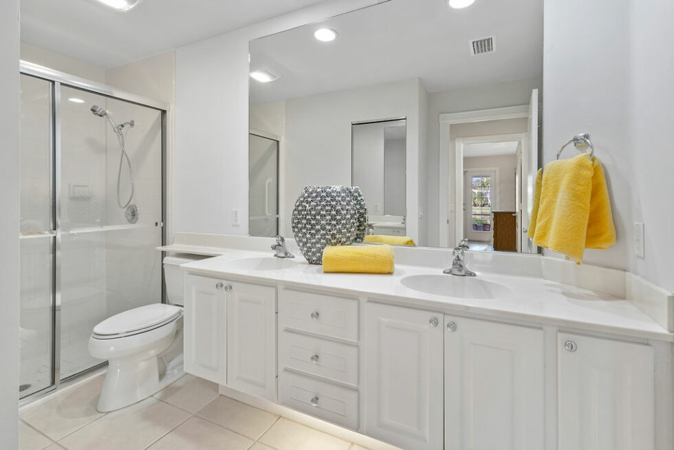 4546 Ossabaw Way listed by Sonja Pound - Bathroom